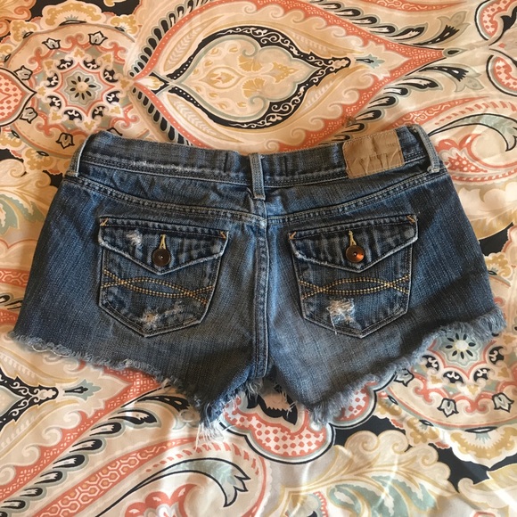 Abercrombie & Fitch jean shorts - Picture 2 of 4